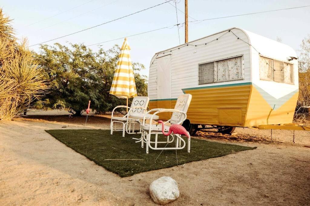 Cozy Rustic Home Minutes To Joshua Tree Nat'L Park Exterior photo