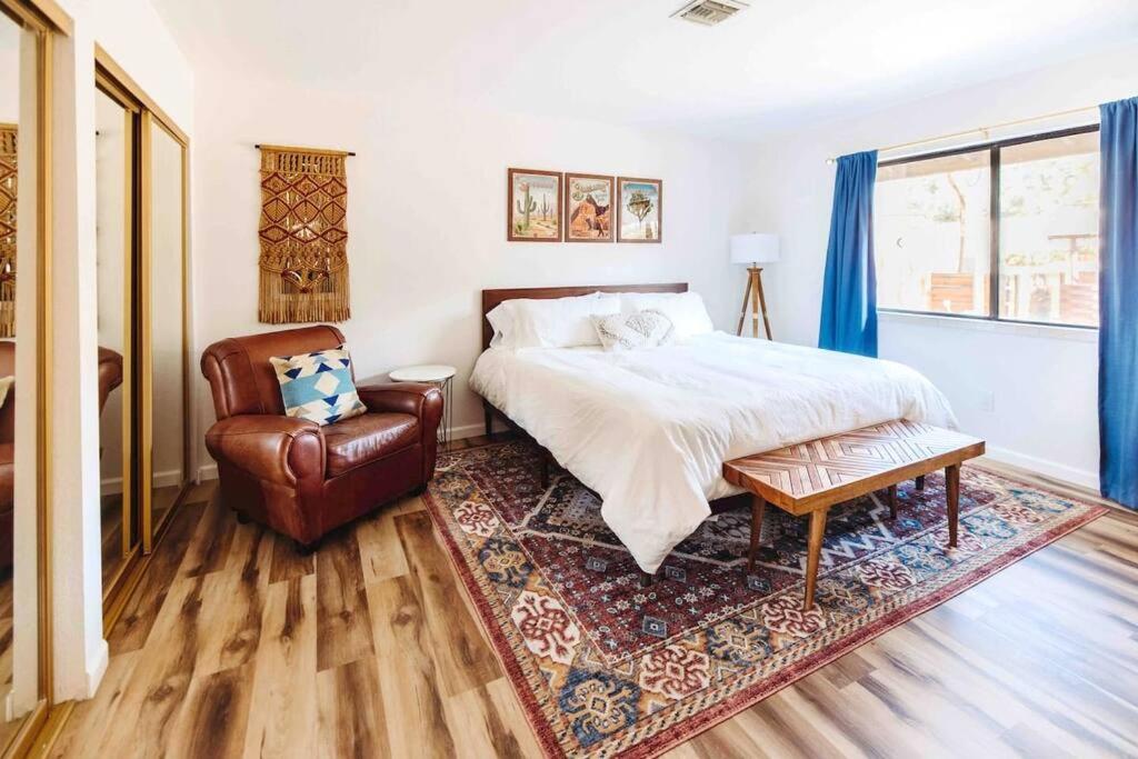 Cozy Rustic Home Minutes To Joshua Tree Nat'L Park Exterior photo